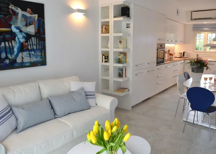 Maison D\'Azur